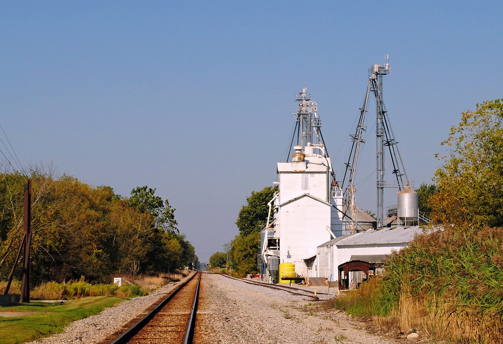 Railroad going through Ixonia, Wisconsin Cragin Spring Flickr