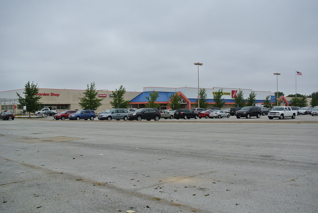 Former Super Kmart Tinley Park IL gameking3 Flickr