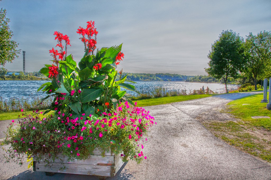 Cornwall Ontario Canada Lamoureux Park ..Historic a photo on