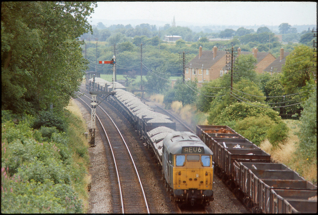 Melton Mowbray Looking west from Dalby Road bridge towards… Flickr