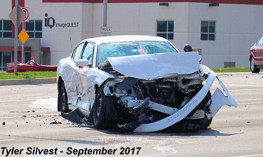 IMG_9850 On Scene of a NonInjury Accident Involving a Kan… Flickr