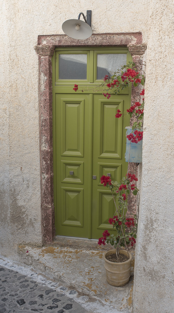Door of the Aegean I Door with rose tree, village of Pirgo… Flickr