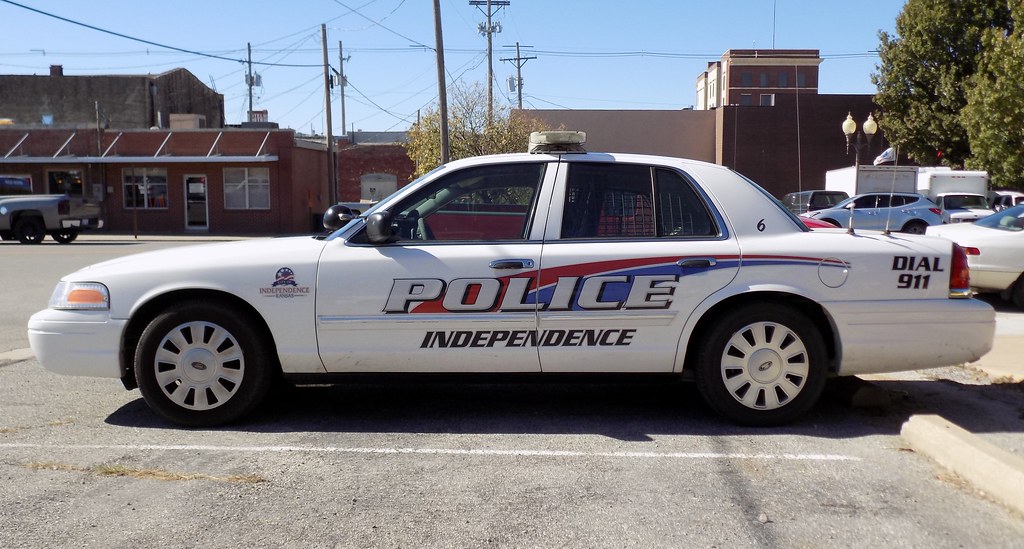 Independence KS Police Department Ford Crown Victoria Kansas Law