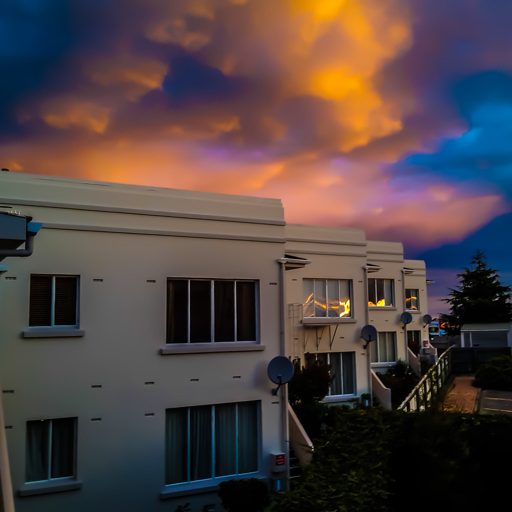 Sunset in Timaru Caroline Court Apartments near Caroline B… Dave Hay Flickr