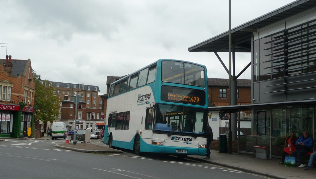 479 in Leatherhead Buses Excetera Trident/President LN51 K… Flickr