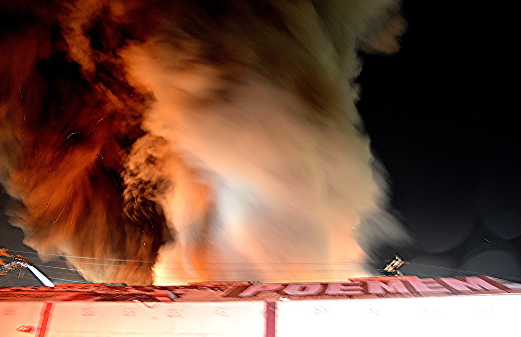 Massive Blaze Destroys Boyle Heights Fabric Firm BOYLE HEI… Flickr
