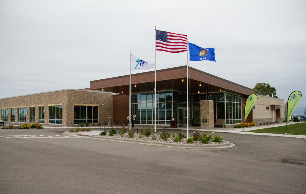 WalkIn Holy Family Memorial Lakefront Campus, Two Rivers,… Flickr
