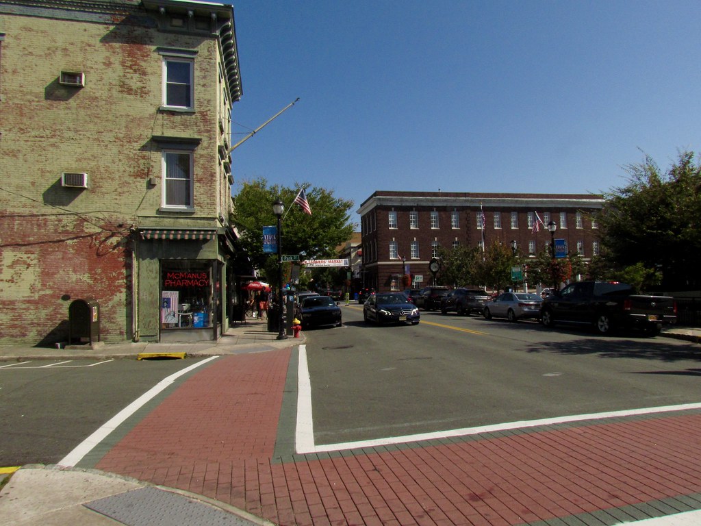 Main Street Nyack, NY quiggyt4 Flickr