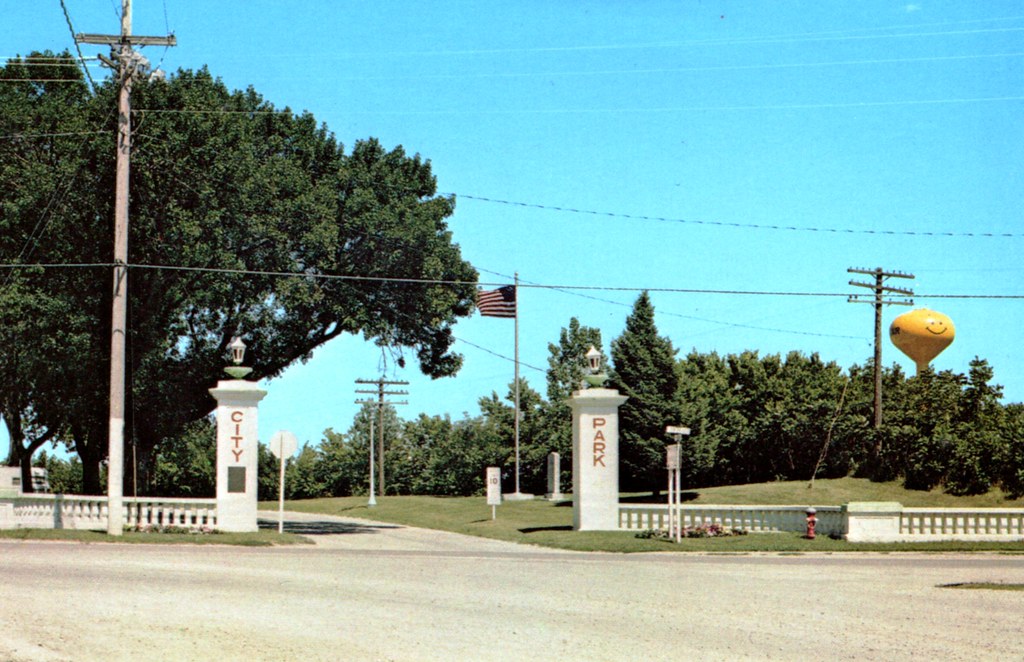 Adair, Iowa, City Park, Water Tower, Smiley Face photolibrarian Flickr