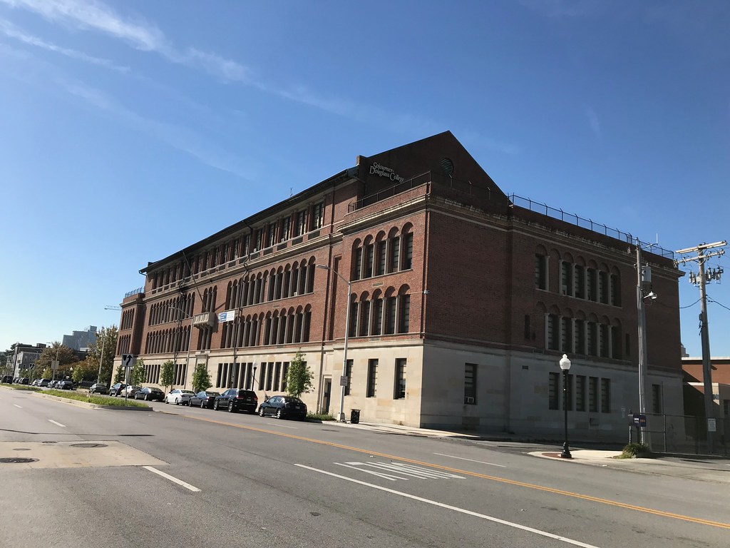 Charles Carroll of Carrollton ElementaryMiddle School/Soj… Flickr