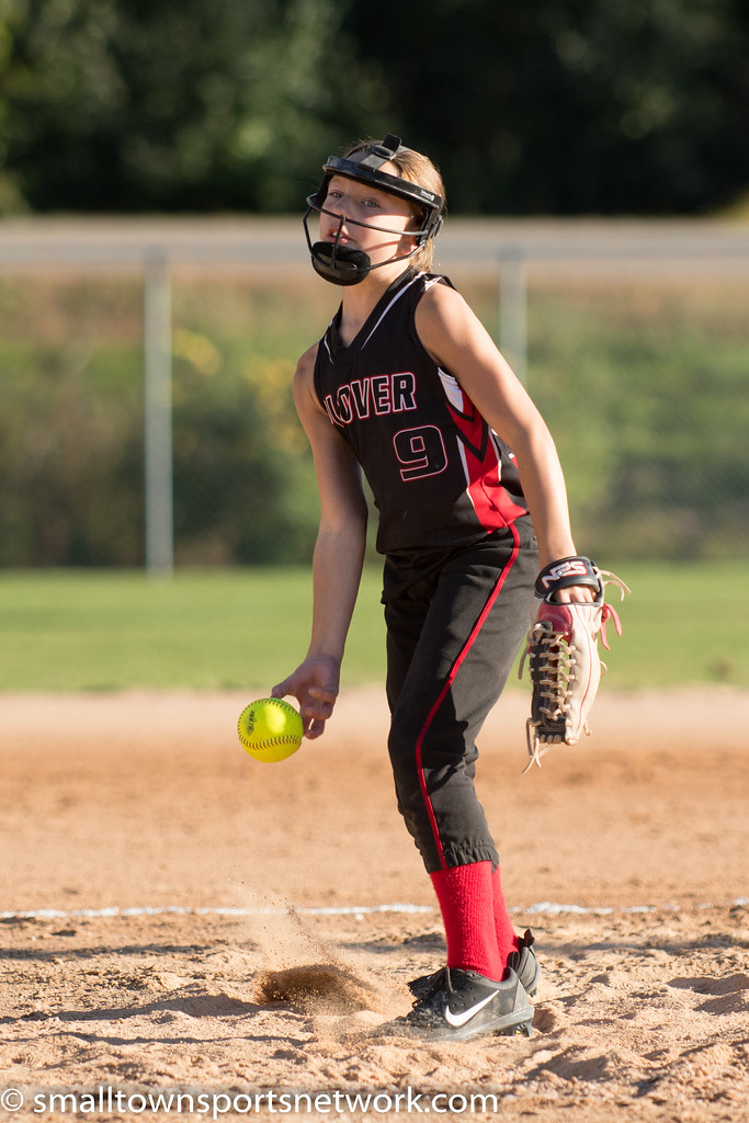2017 Spooktacular Softball Tournament Plover Vs. Merrill Small Town