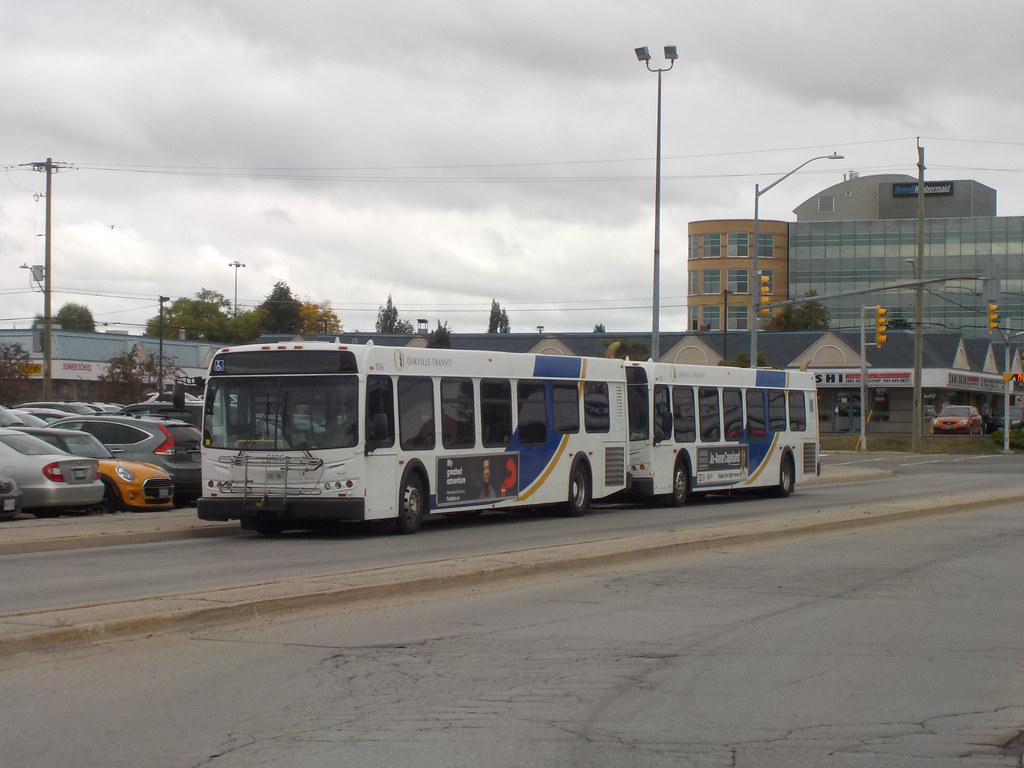Okville Transit Buses at Oakville GO station Two Oakville … Flickr