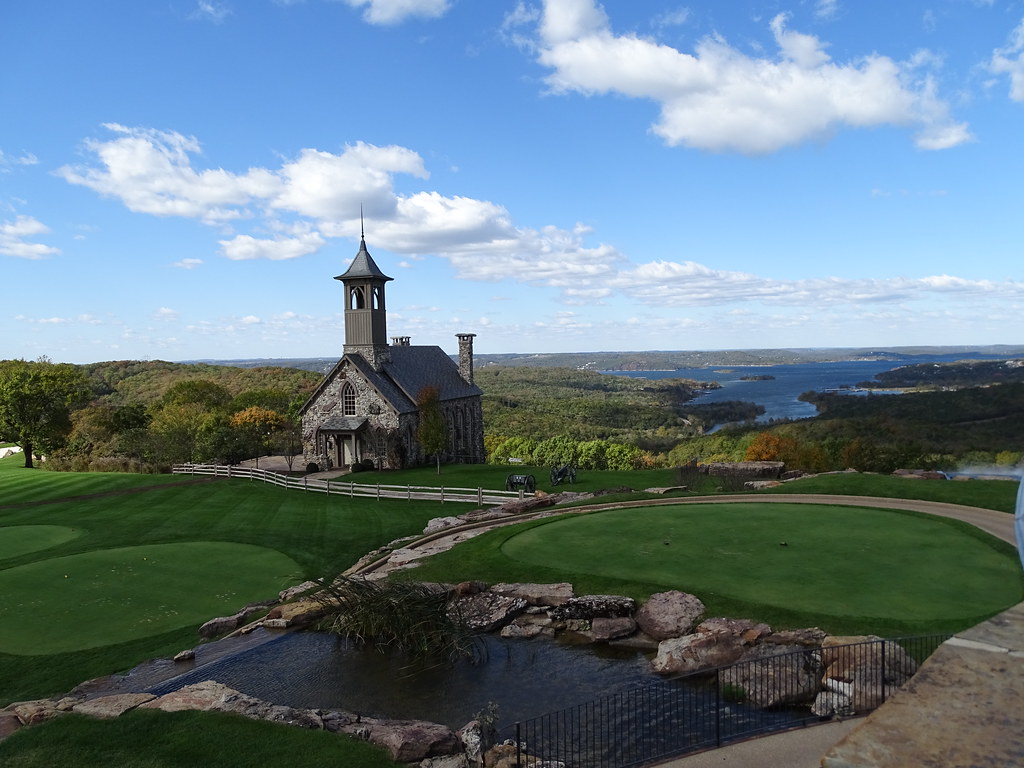Elevation of Oak Tree Acres Ln, Branson, MO, USA Topographic Map