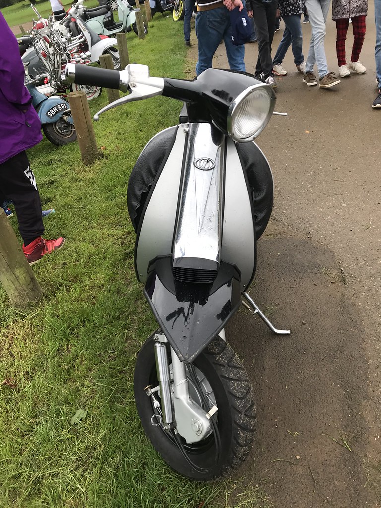 Wicksteed scooter parts fair watty01 Flickr