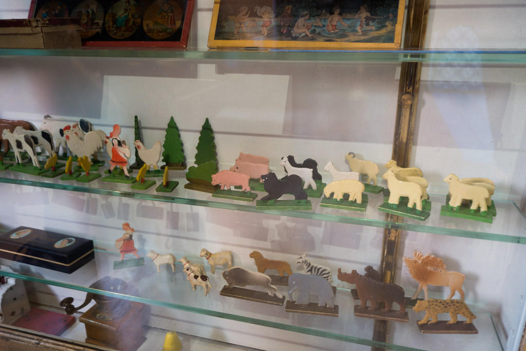 Antique German wooden animal toys Spreewald Museum, Lübben… Flickr