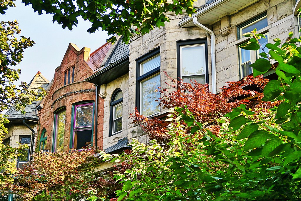 row houses on pratt Rogers Park Chicago Tim Flickr