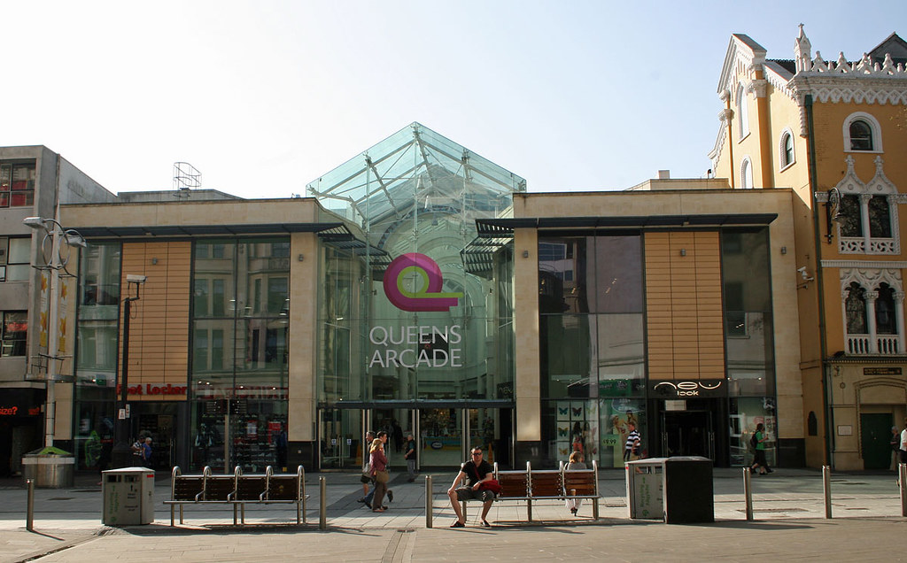 CC_QSq_2012_QueensArcade_D20498 Queens Arcade The Queen St… Flickr