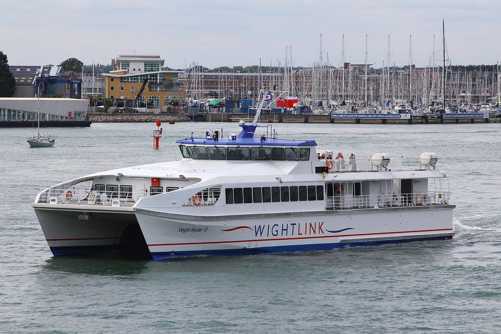 Wight Ryder II, Portsmouth, July 7th 2016 Built 2009 IMO 9… Flickr