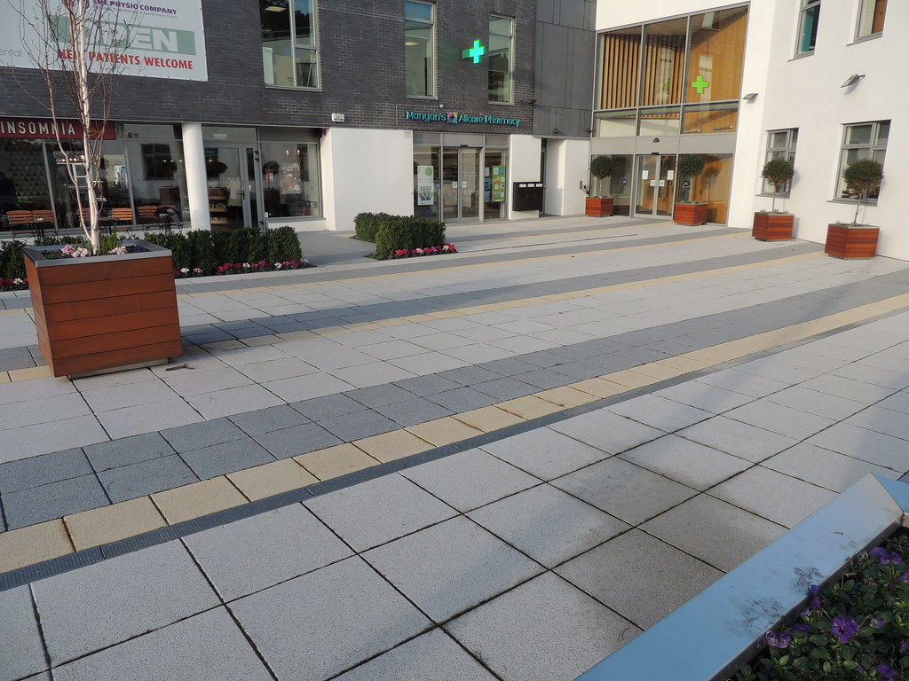 Newgrange Block Paving Centric Health Navan Road Flickr