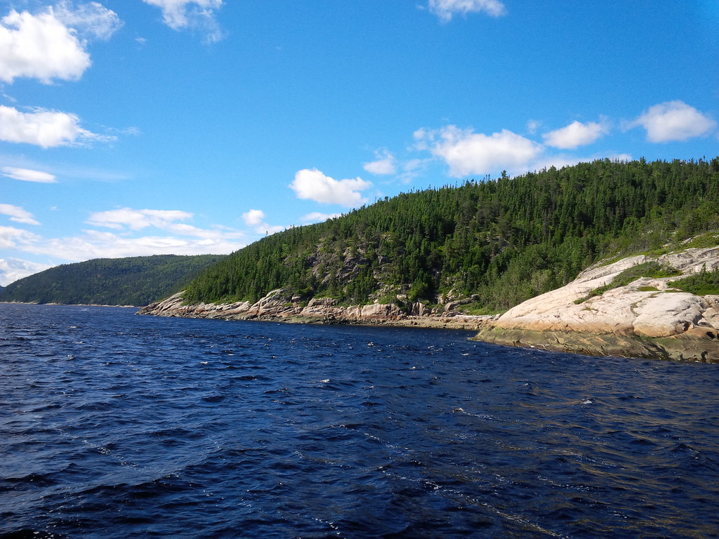 Le Saguenay à Tadoussac Sur le traversier entre Baie StCa… Flickr