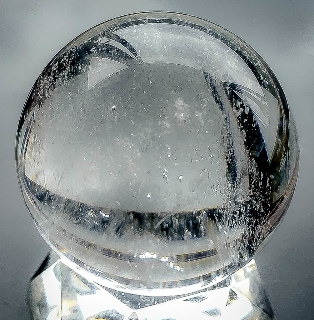 Clear Quartz Sphere Clear Quartz Sphere Mineralias Flickr