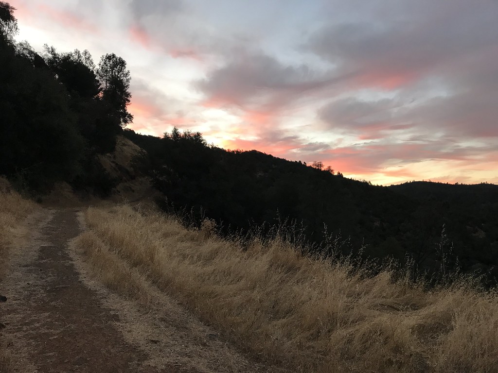 Bald Hill Rd, Auburn, CA 美國的日出日落時間表