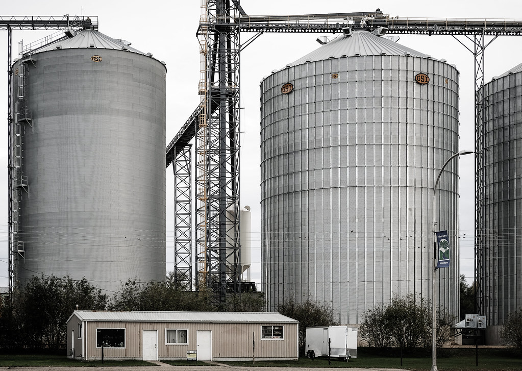 Windom, South Dakota Sharon Mollerus Flickr