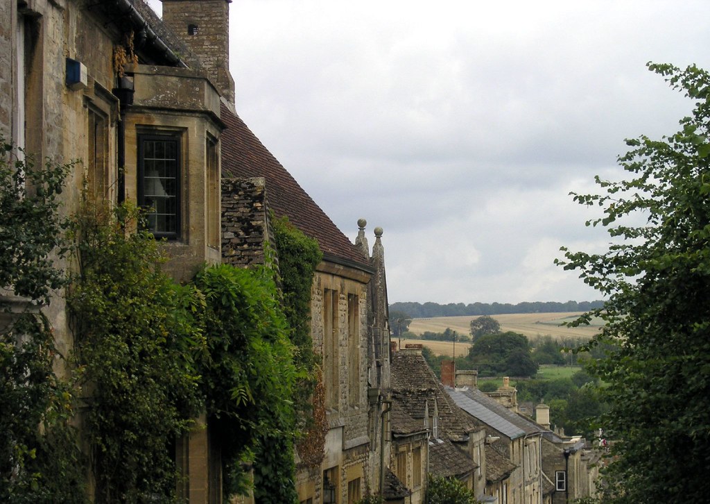 P8120058Burford, England The town of Burford, generally r… Flickr