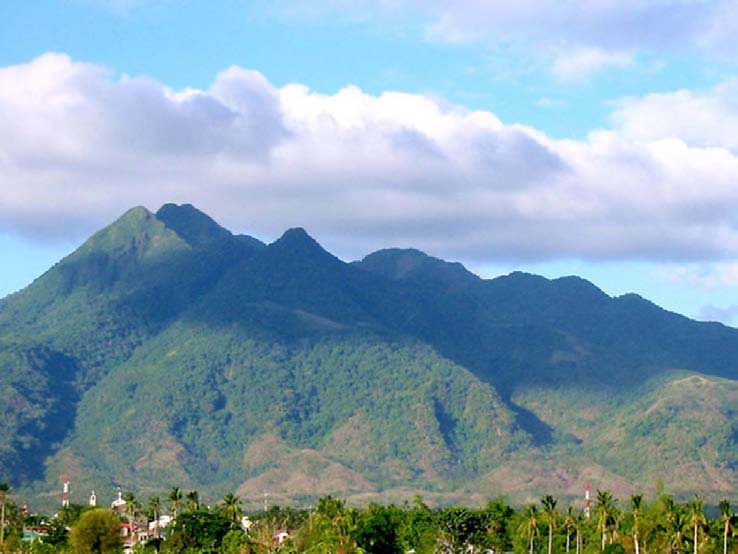 bundok makiling Ang pinakamalaking pambansang parke ng Fil… Flickr