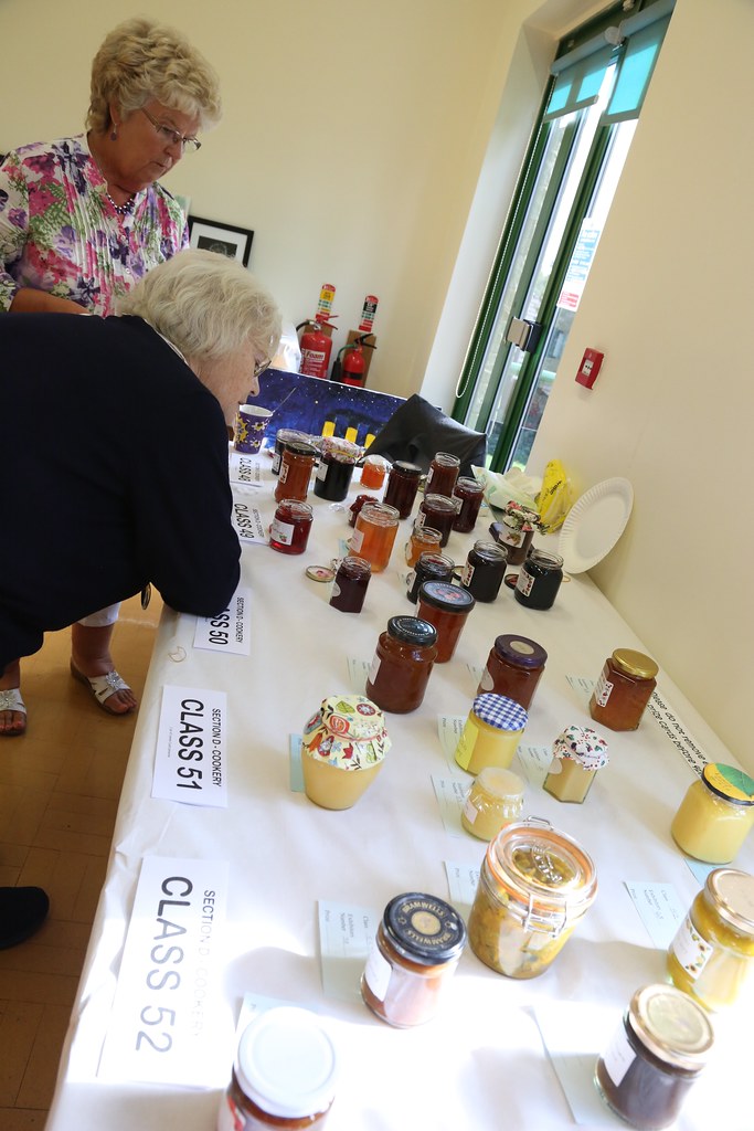 ©holy trinity thorpe hesley 7th Village show 2017 Flickr