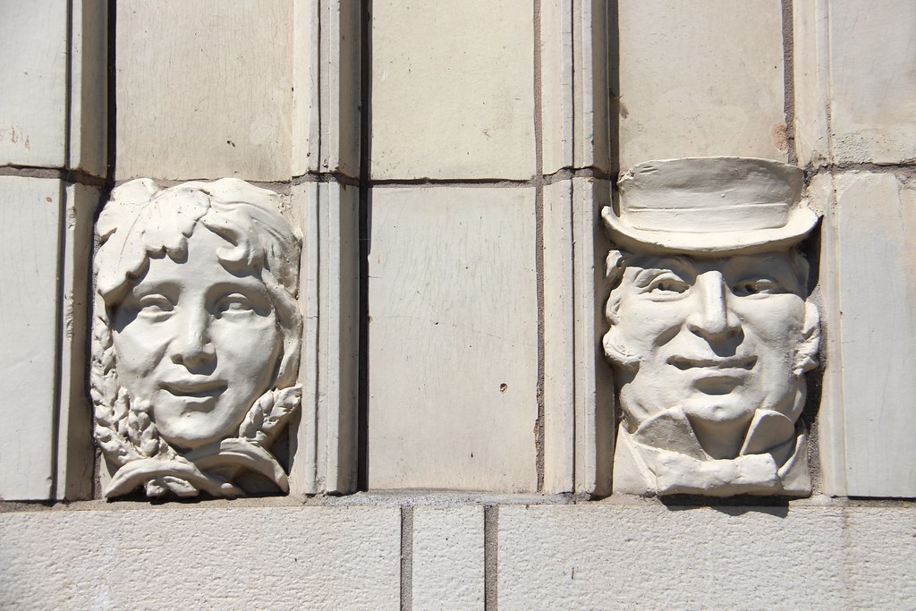 Whalen Building Terra Cotta Faces (Thunder Bay, Ontario) Flickr