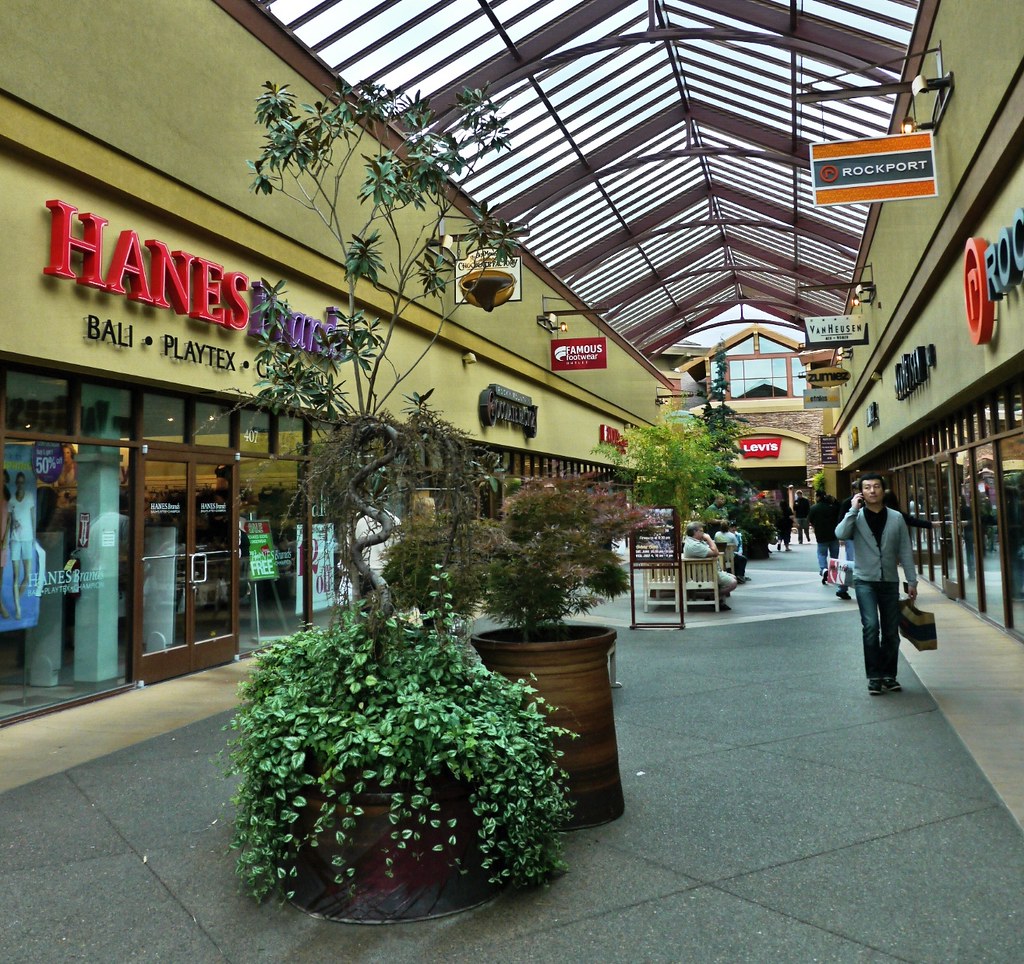 Woodburn Company Stores The Woodburn Company Stores are lo… Flickr