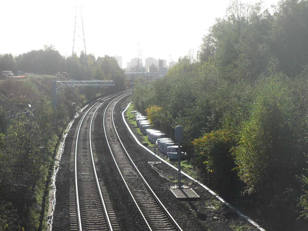 8612m Agecroft Road A clearer shot of the same subject mat… Flickr