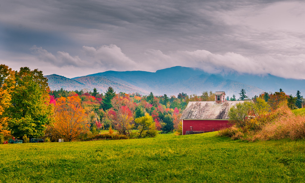 Cambridge VT. Red Barn with Mt. Mansfield looming in the D… Flickr