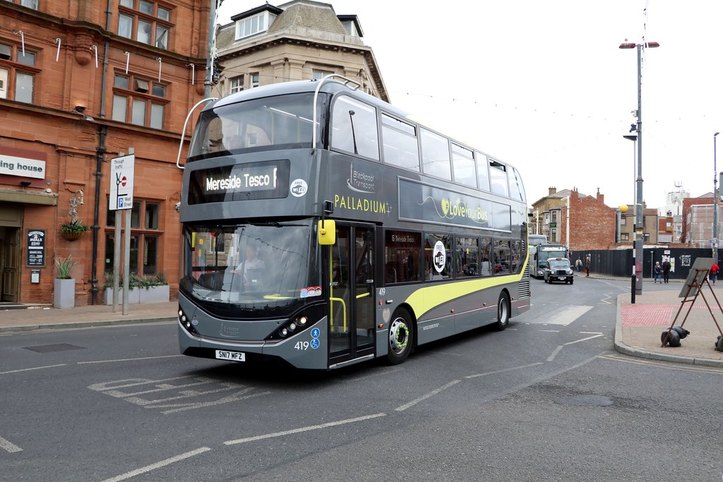 Blackpool Transport 419 SN17MFZ SN17 MFZ is an AD E40D/AD … Flickr