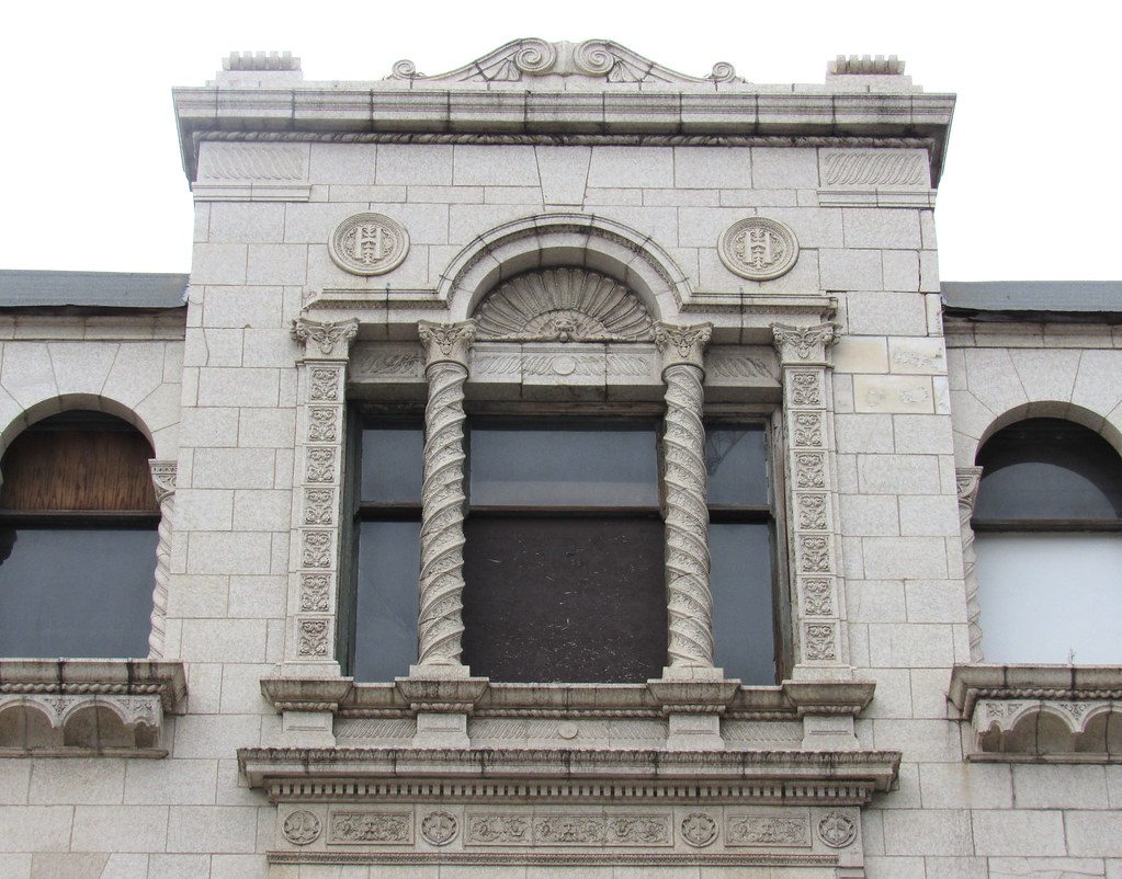 Former Hudson dealership 2222 S. Michigan Avenue, Chicago.… Flickr