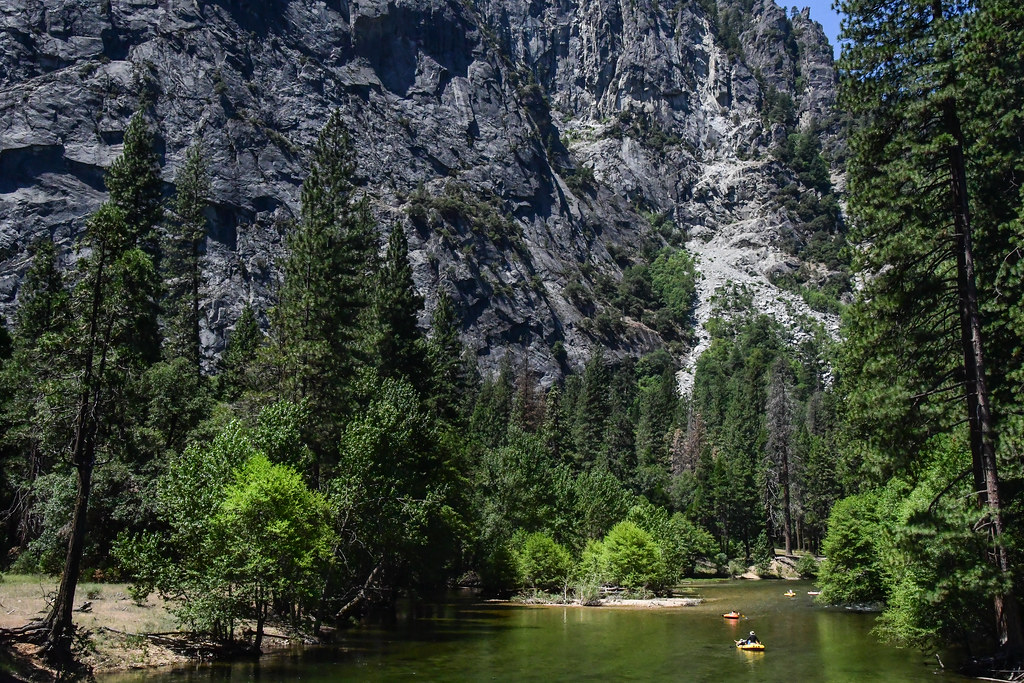 Tubing down the Merced Merced River, Yosemite National Par… Flickr