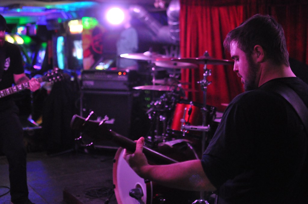 Black Oak Decline at House of Targ Andrew Carver Flickr