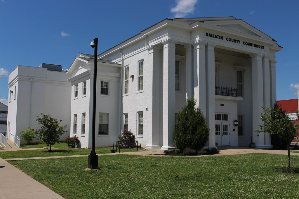 Gallatin County Courthouse, Warsaw, KY Joseph Flickr