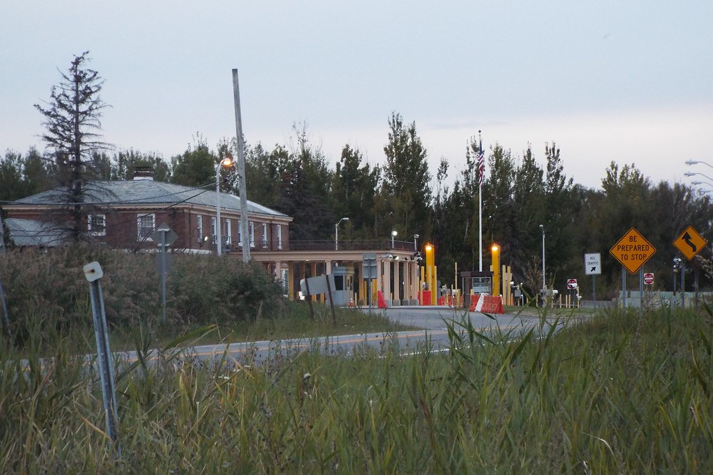 LOOKING AT CANADA FROM NEW YORK This is as close to Canada… Flickr
