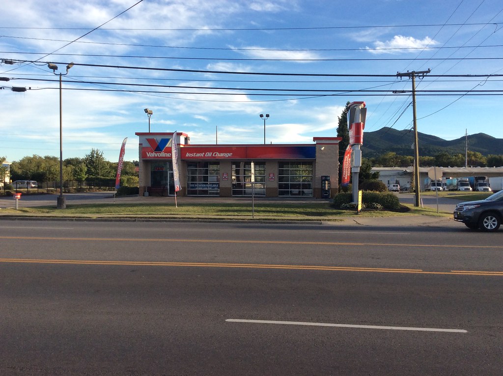 Valvolene, with Layman Candy seen to right rear. Salem, Virginia
