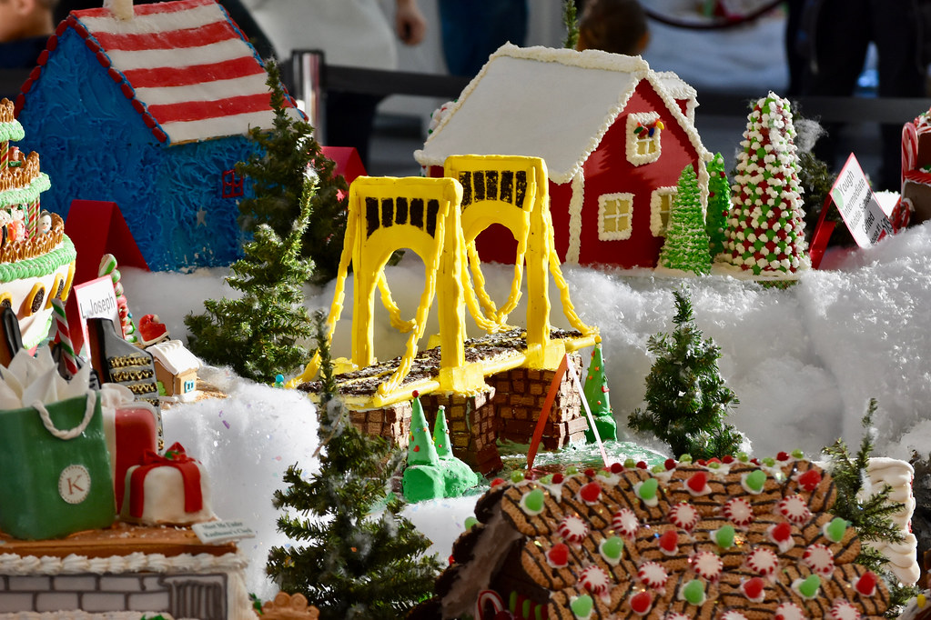 Pittsburgh Bridge Gingerbread House Gingerbread House Disp… Flickr