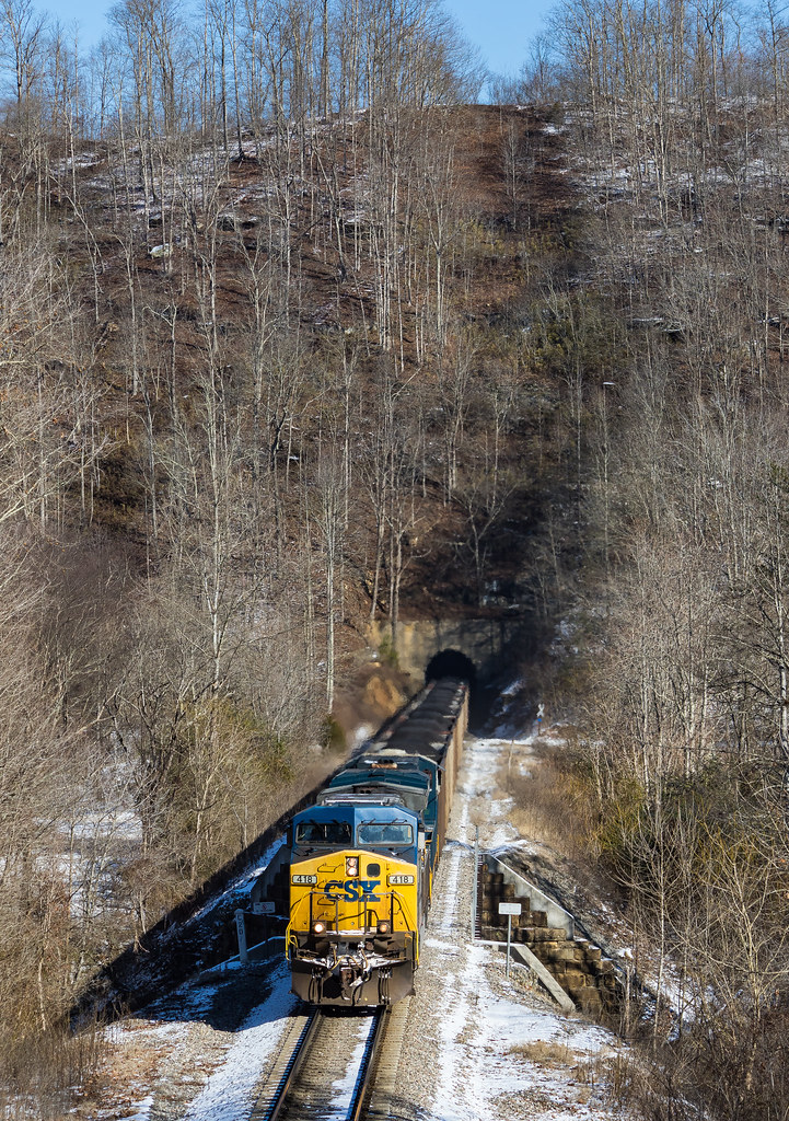 T700 at Morley, TN CSX coal train T700 bound for P… Flickr