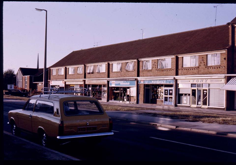 lutonsundon2 Eleco Slim in Sundon Park Road, Luton Gary Smith Flickr