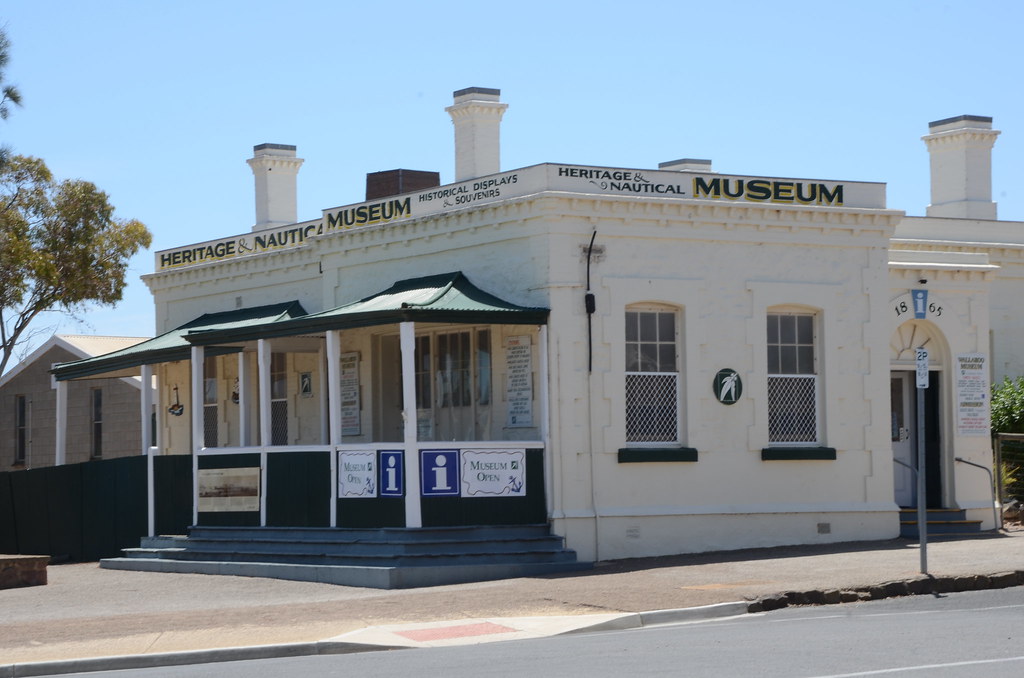 DSC_8043 former Post Office, Jetty Road, Wallaroo, South A… Flickr