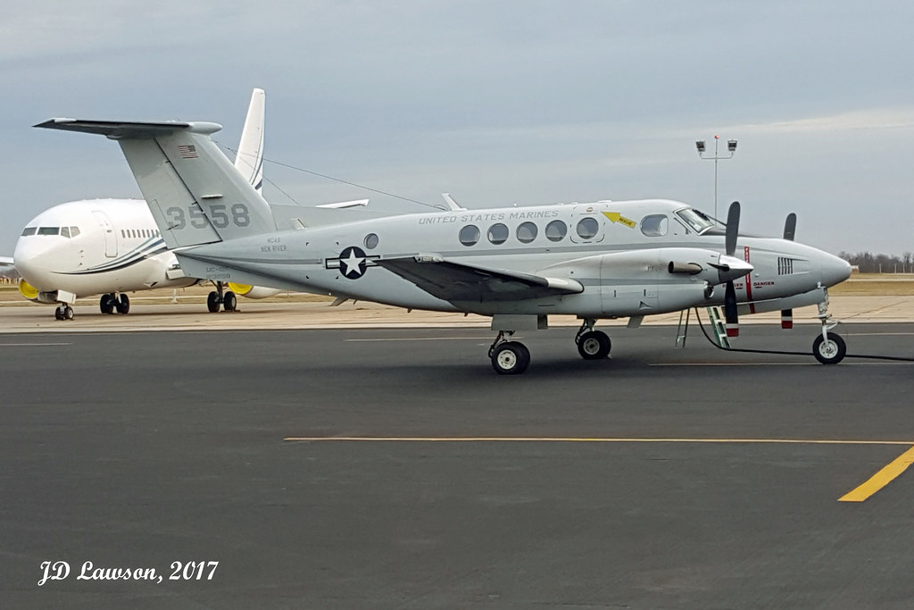 US Marines UC12F 20171201_163418_001a | USMC UC-12F Huron on… | Flickr