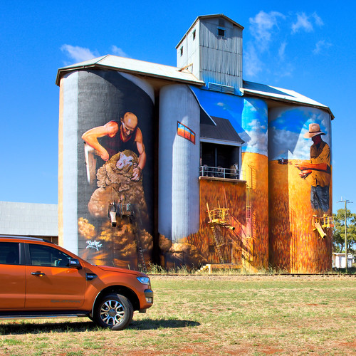 SILO ART AT WEETHALLE Between West Wyalong and Hay, art by… Flickr