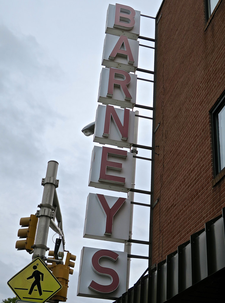 Barneys, Paterson, NJ Barney's Discount Furniture, 55 Main… Flickr