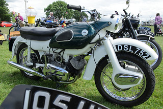 Ariel Arrow 250cc (1963) | Heskin Hall Steam Fair 04/06/2017… | Flickr
