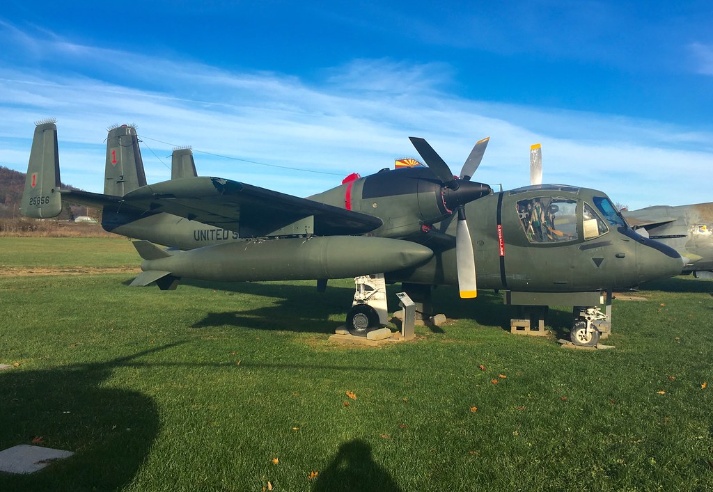 625856 OV1C Mohawk Wings of Eagles Discovery Center Hors